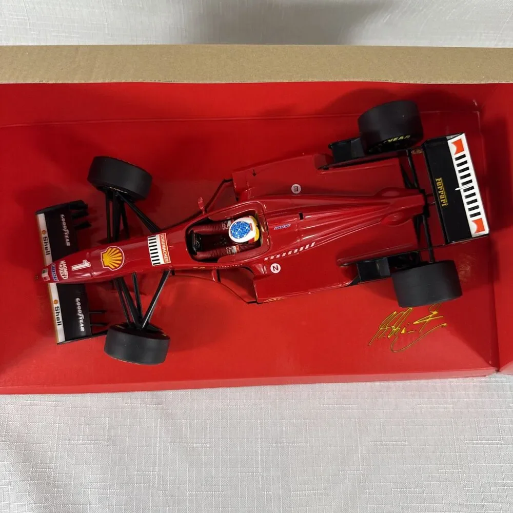 Paul's Model Art 1:18 1996 Ferrari F310 Michael Schumacher Collection #1